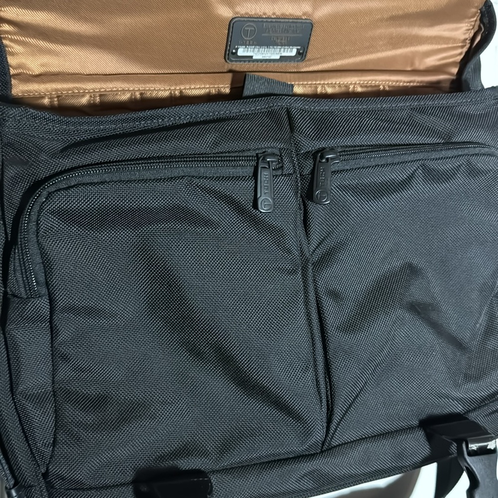 Tumi T-Tech Laptop Bag - Picture 10 of 16
